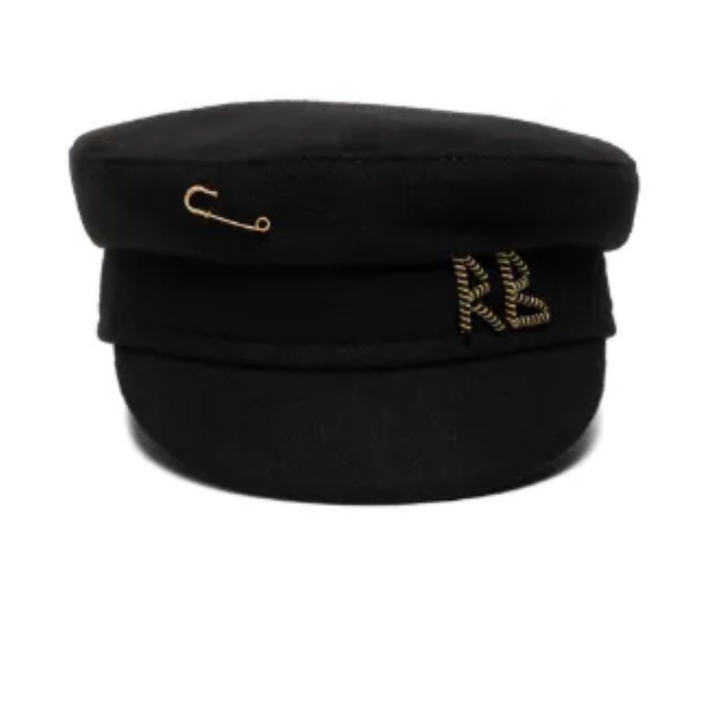 Ruslan Baginskiy
safety-pin baker boy hat
Size Small